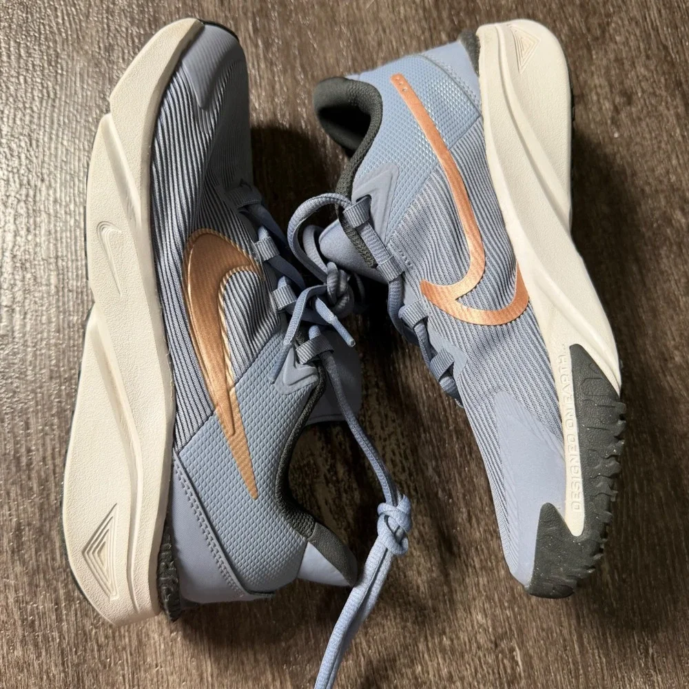 Nike Star Runner 4 Kids Size 5Y Blue Copper Running Shoes DX7615-405 Sneaker